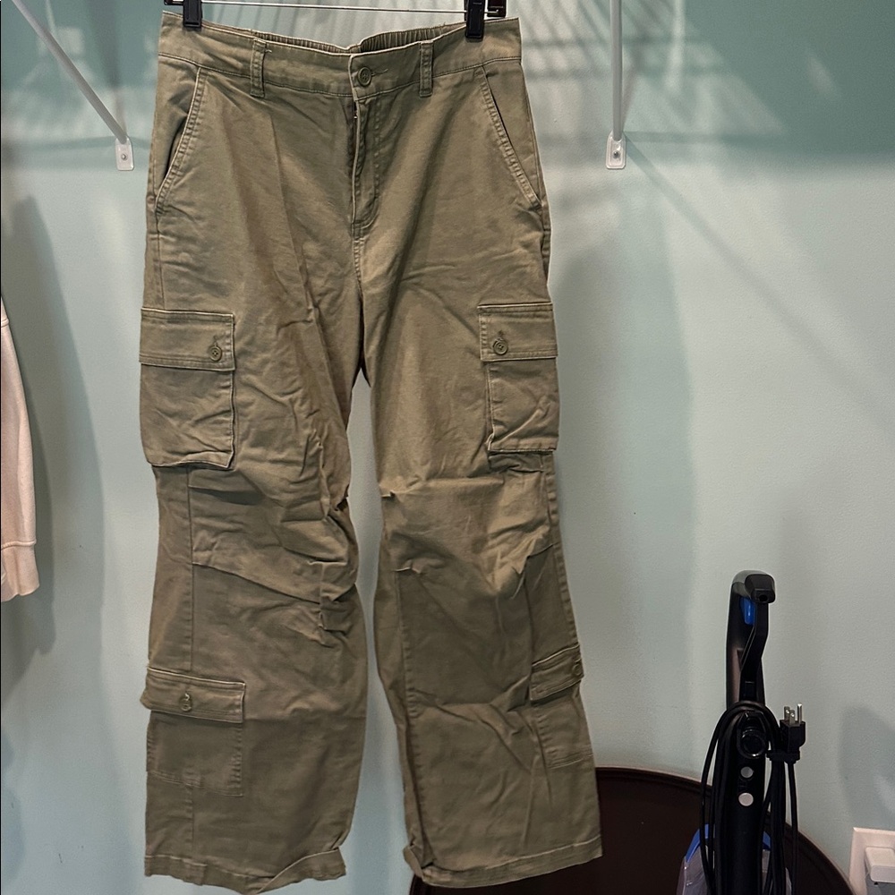 Wild Fable army green Trousers
